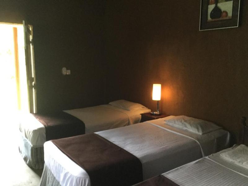 Aligama Cottage Talakolawela Екстериор снимка